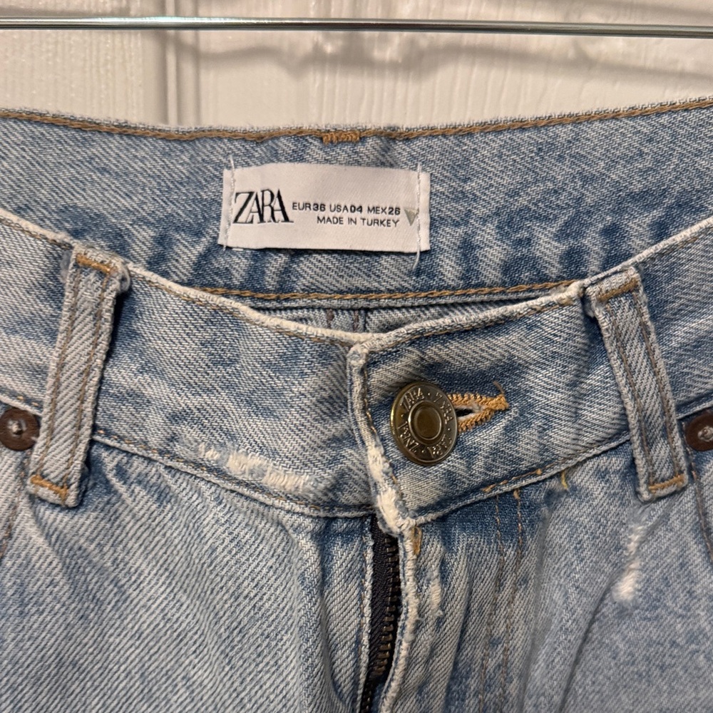 Zara wide leg Light Blue Distressed Women Jeans - Picture 3 of 4